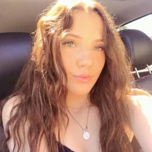 Meet your Posher, Macy